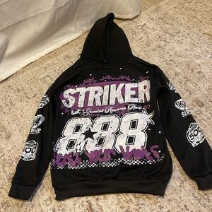 Striker hoodie